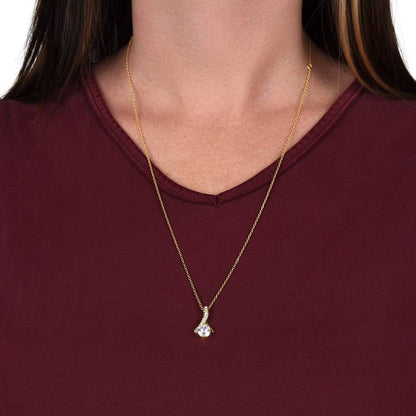 Alluring Beauty Necklace - Mamá