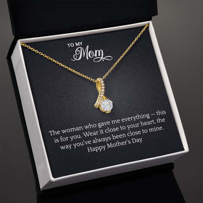 Alluring beauty necklace